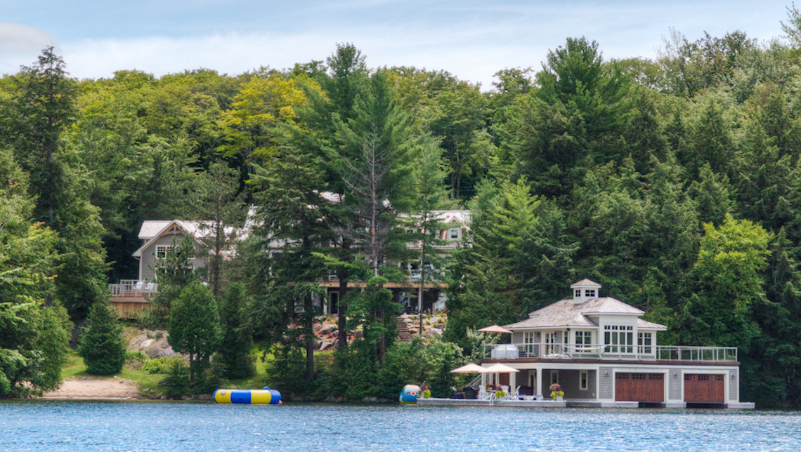 Lake Joseph Cottage